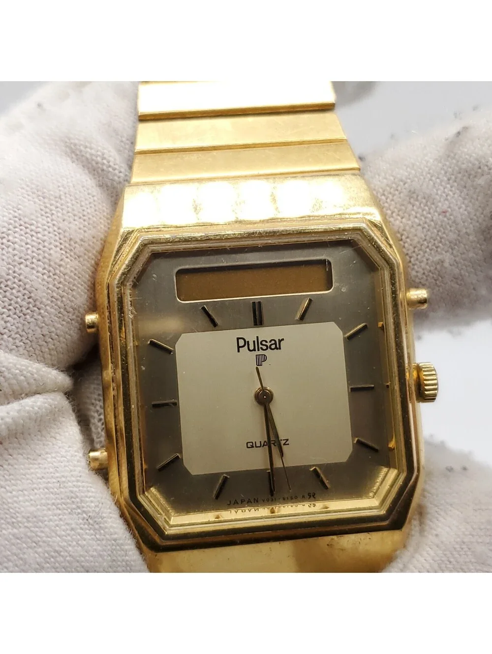 RARE VINTAGE PULSAR Quartz WATCH V031-5080 For Parts Or Repair Untested Read